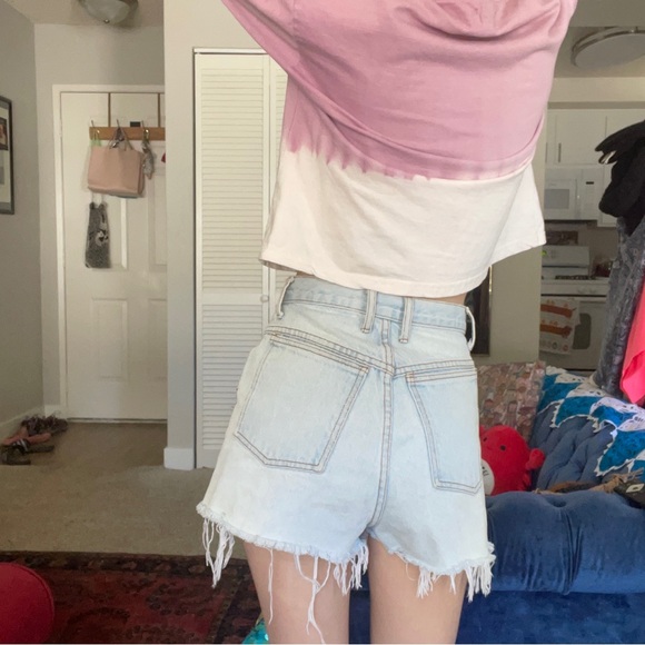 SOLD Vintage BONGO Distressed Light Wash Denim High-Waist Shorts - Picture 4 of 13